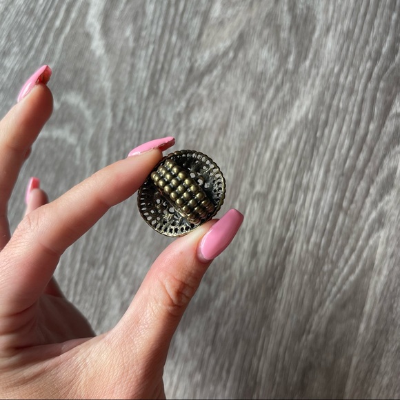 Chunky Statement Ring - Picture 5 of 6